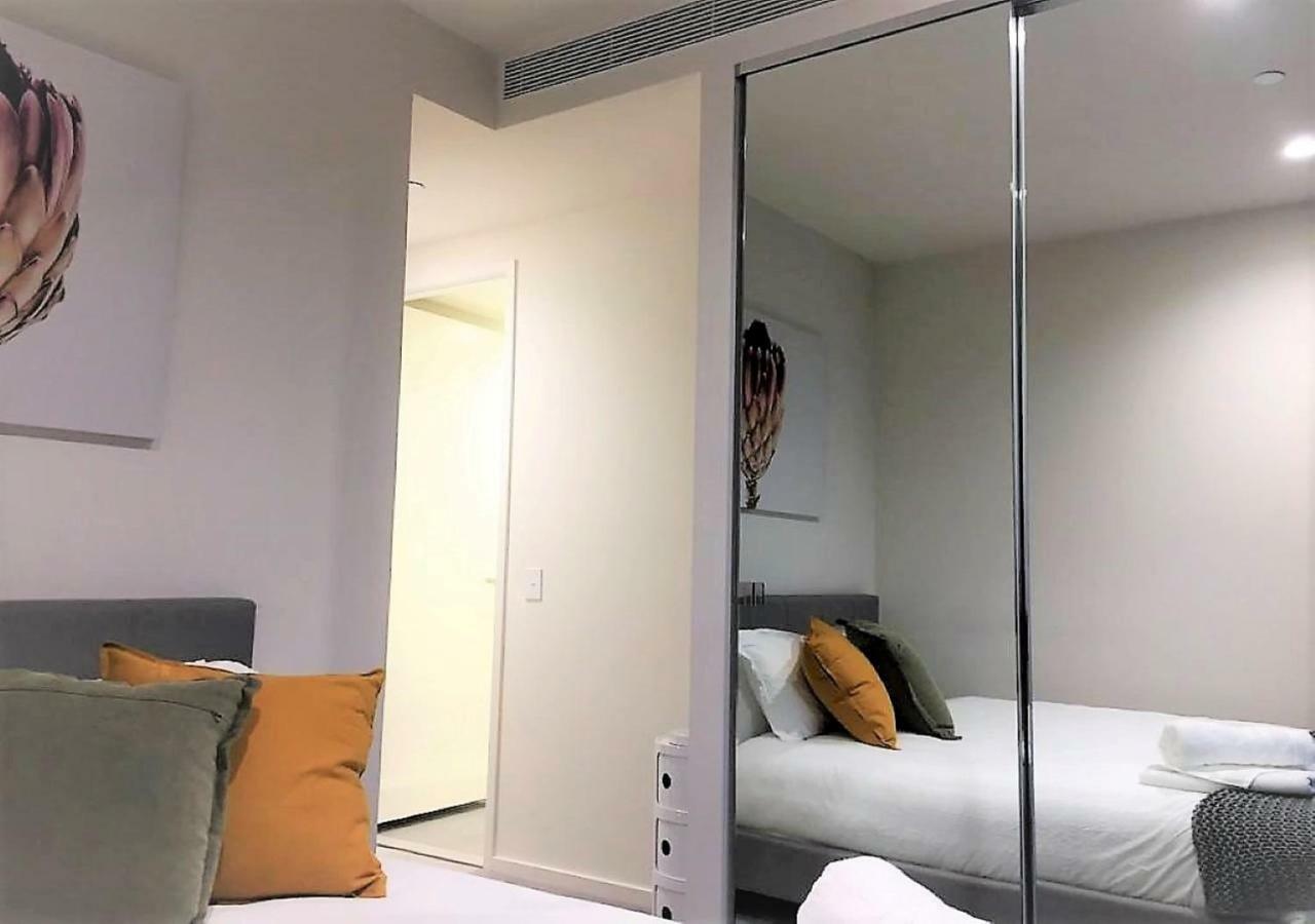 Readyset Apartments On Southbank Boulevard Мелбърн Екстериор снимка